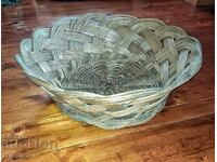 Coș mare vechi împletit