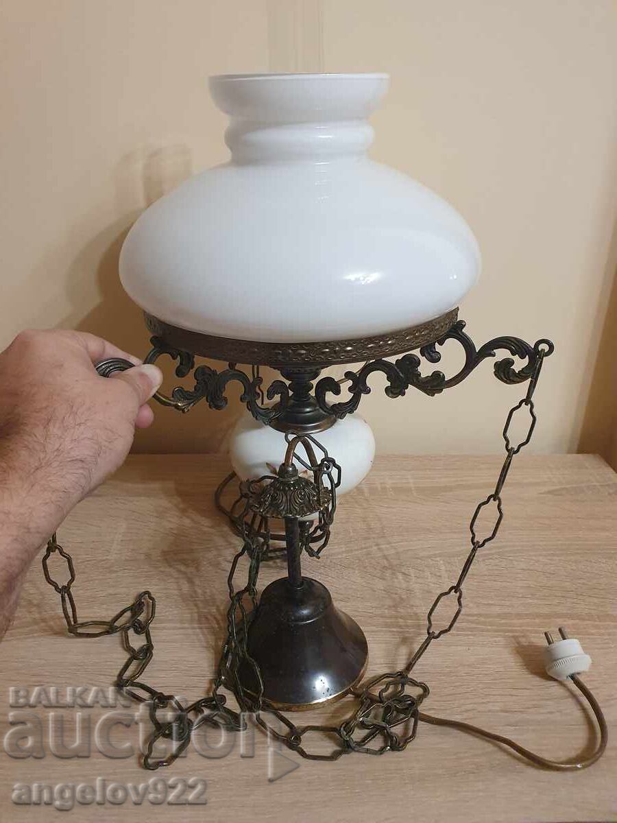 Auction Beautiful chandelier made of bronze, porcelain, and glass!!! Auction Beautiful chandelier made of bronze, porcelain, and glass!!!