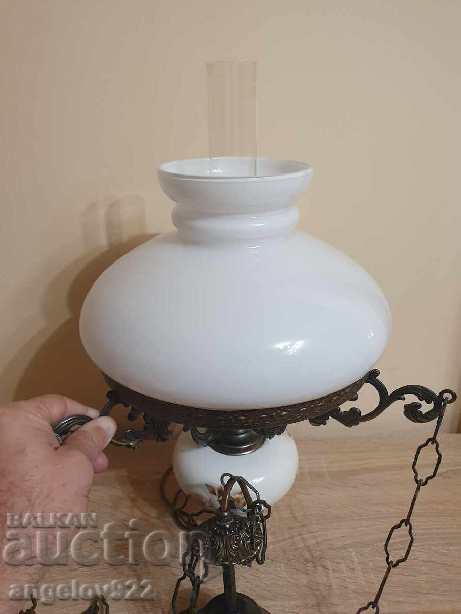 Delivery of Beautiful chandelier made of bronze, porcelain, and glass!!! Delivery of Beautiful chandelier made of bronze, porcelain, and glass!!!