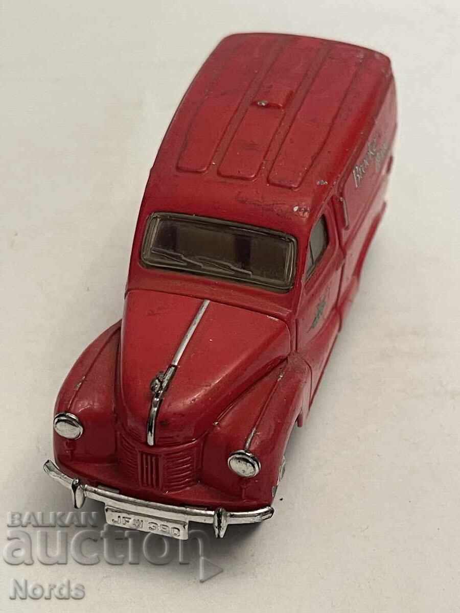 Метална количка с цена 7.50 лв. | € 3.83 Метална количка с цена 7.50 лв. | € 3.83