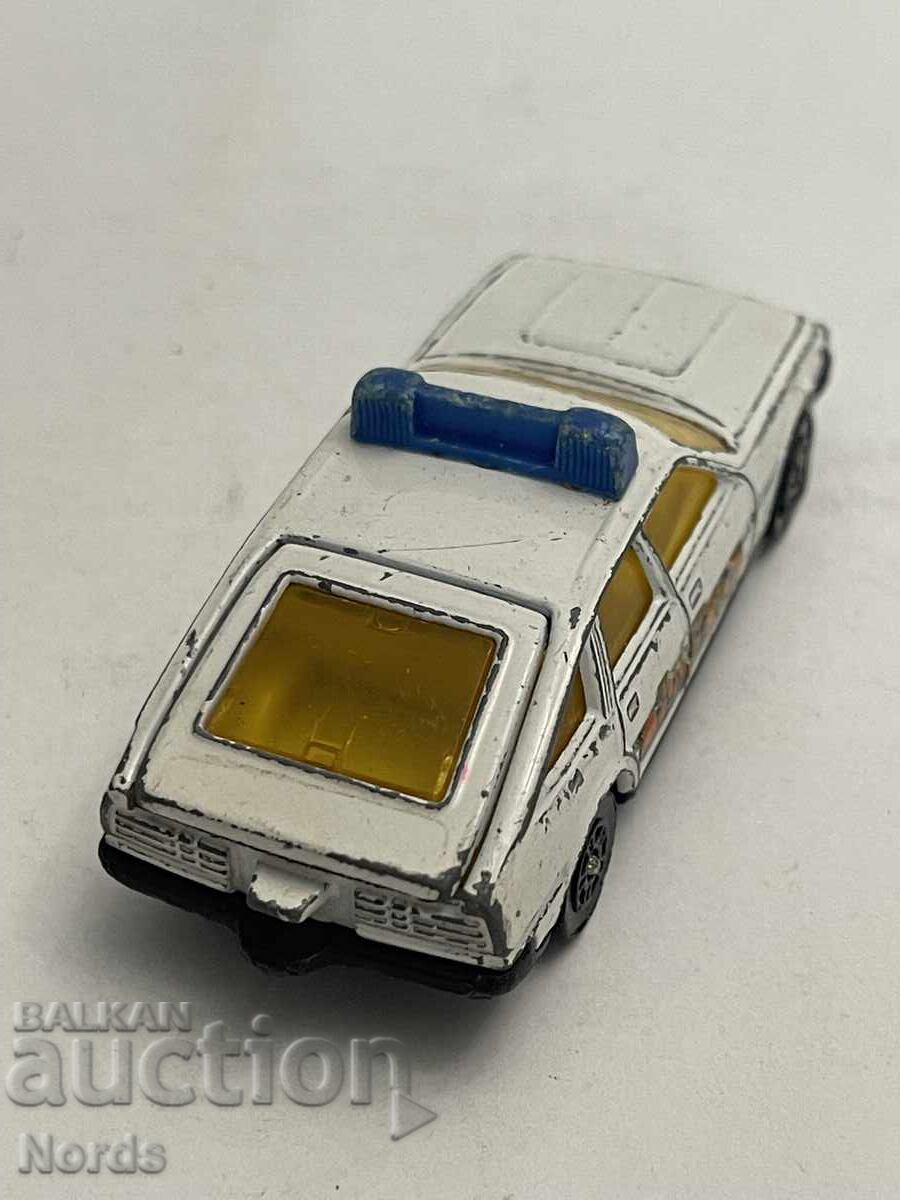 Παράδοση Ένα μεταλλικό καρότσι