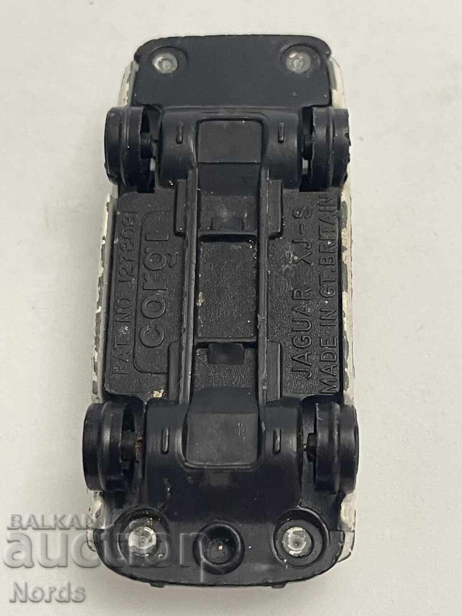 Ένα μεταλλικό καρότσι - 5 Ένα μεταλλικό καρότσι - 5