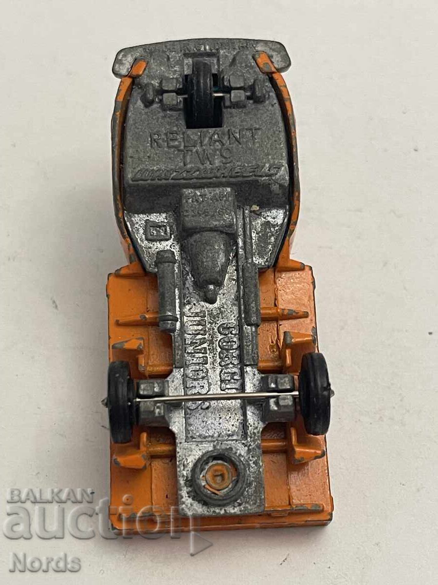 Ένα μεταλλικό καρότσι - 5