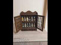 Frumoasă etajeră din lemn cu sticluțe pentru condimente!!!