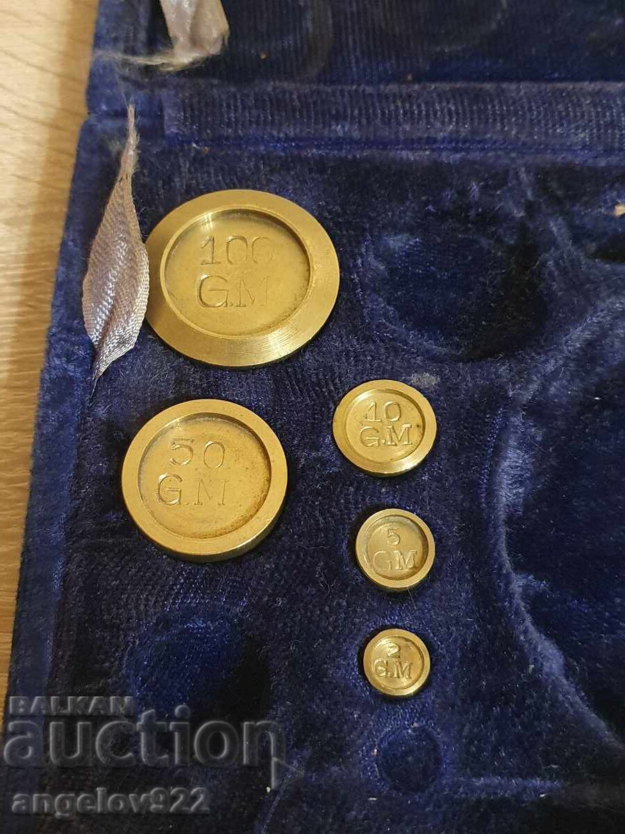 Licitație Cântar de farmacie vintage din bronz!!! Licitație Cântar de farmacie vintage din bronz!!!