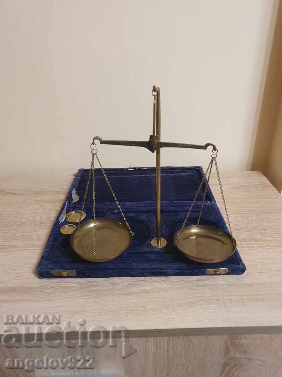 Cântar de farmacie vintage din bronz!!! Cântar de farmacie vintage din bronz!!!