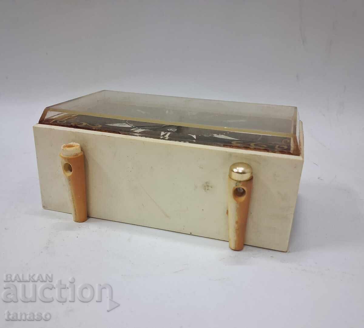 Съветски часовник, будилник Слава, кварцов - 6