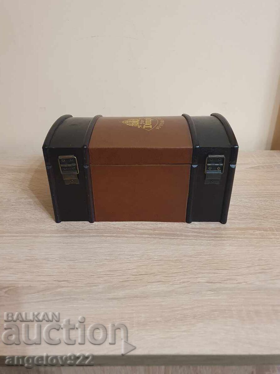 Beautiful wooden Dimple whiskey box - 6