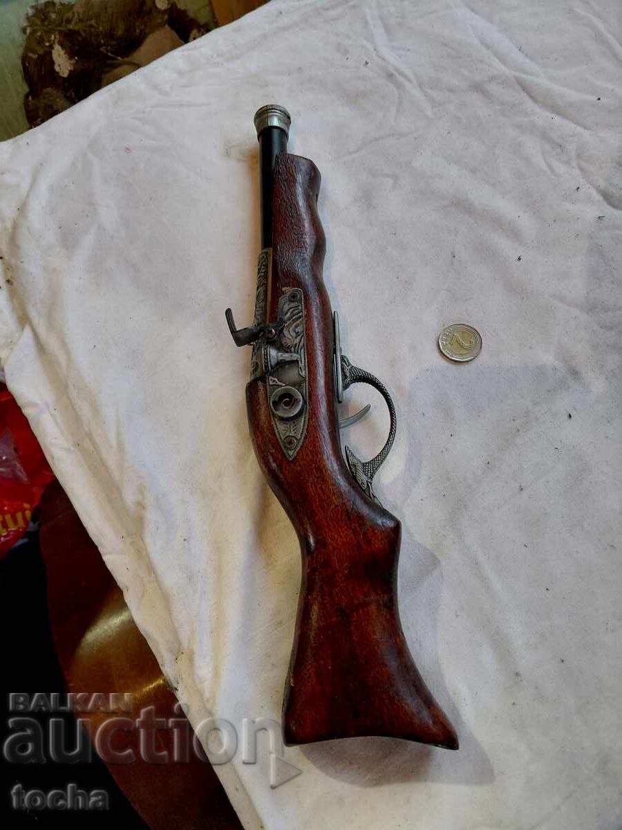 Jucărie pistol veche, decorațiune. BZC - 5 Jucărie pistol veche, decorațiune. BZC - 5