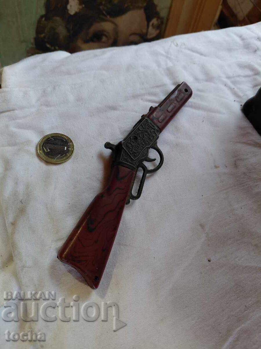 Πιστόλι, αναπτήρας, διακόσμηση. BZC με τιμή 0.01 BGN | € 0.01 Πιστόλι, αναπτήρας, διακόσμηση. BZC με τιμή 0.01 BGN | € 0.01