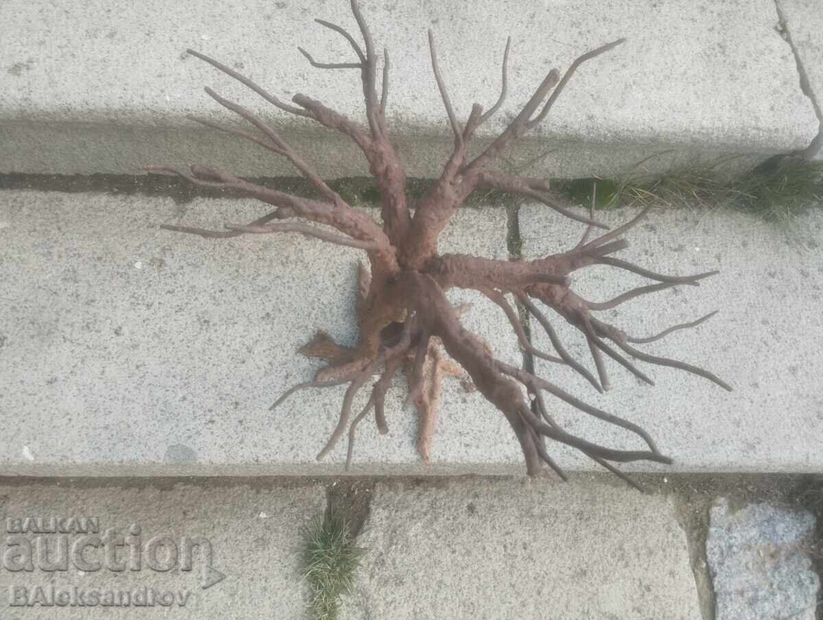 Аукцион Изкуство от метал