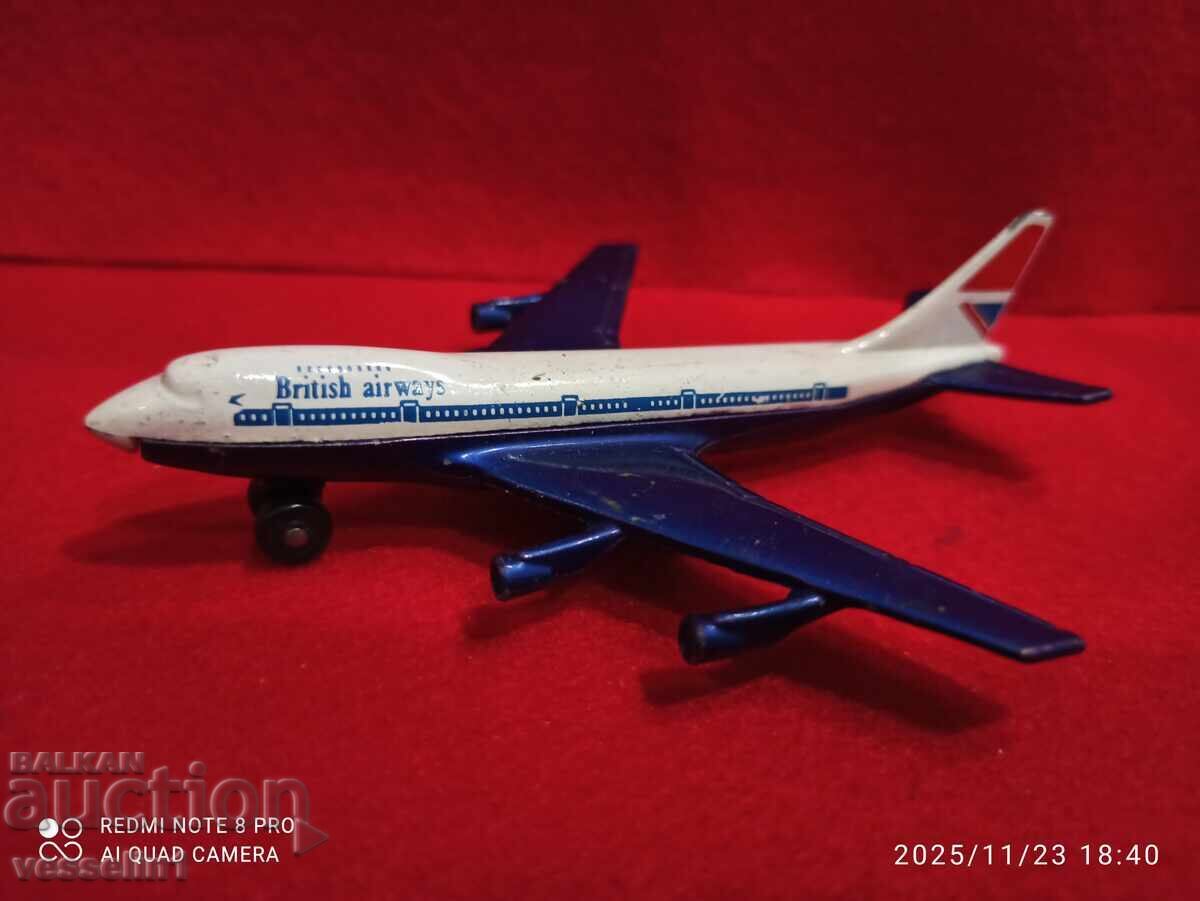 Мачбокс самолет matchbox Boeing 747 от 1973г с цена € 9.20 | 17.99 лв.