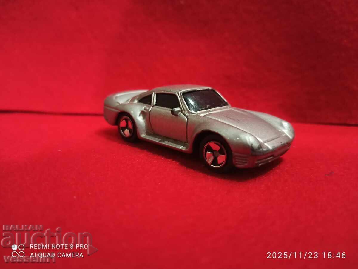 Licitație Mașinuță veche de jucărie Porsche 959 1/64