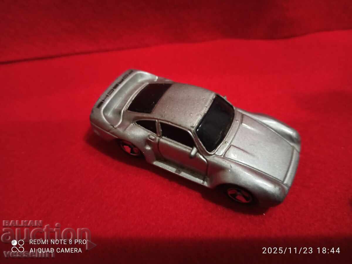 Стара играчка количка Porsche 959 1/64