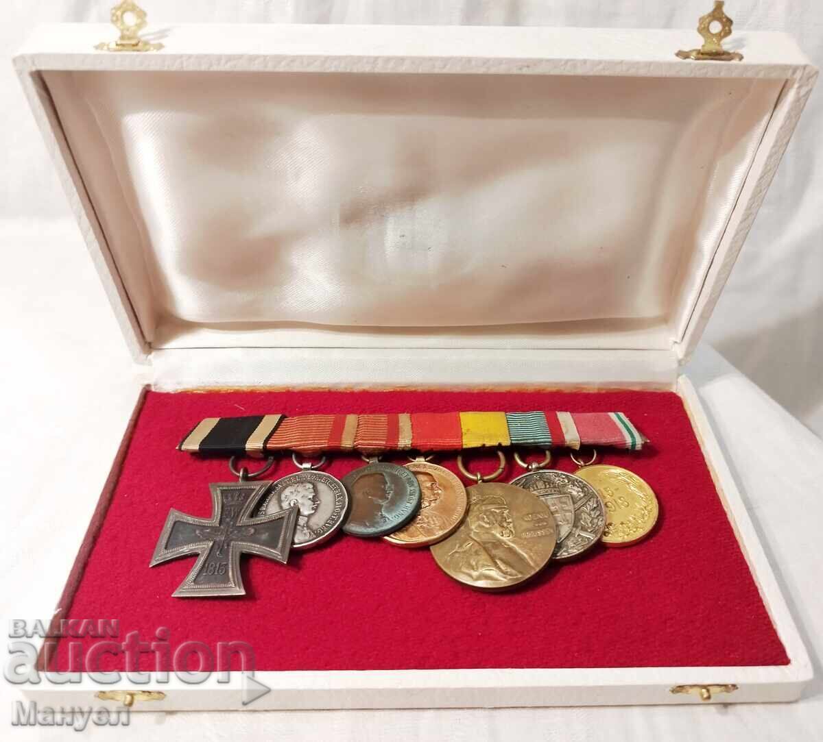 Κοσμηματοθήκη με μετάλλια Αυστρο-Ουγγαρίας, Γερμανίας - ΠΣΒ Κοσμηματοθήκη με μετάλλια Αυστρο-Ουγγαρίας, Γερμανίας - ΠΣΒ