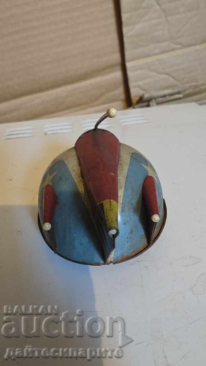 Delivery of An old toy