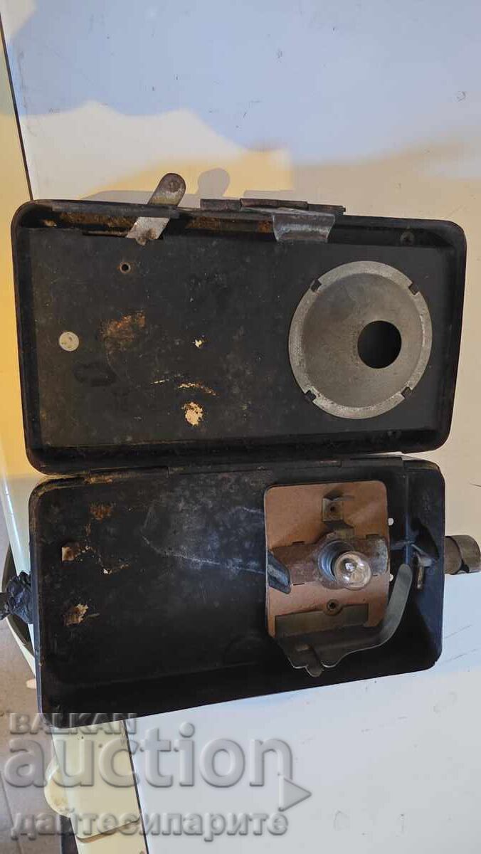 Стар фенер бяла и зелена светлина - 5