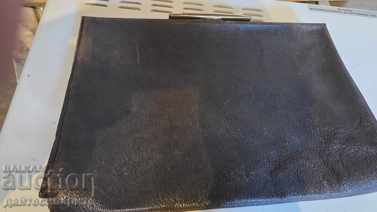 Old leather bag with price 25.00 BGN | € 12.78