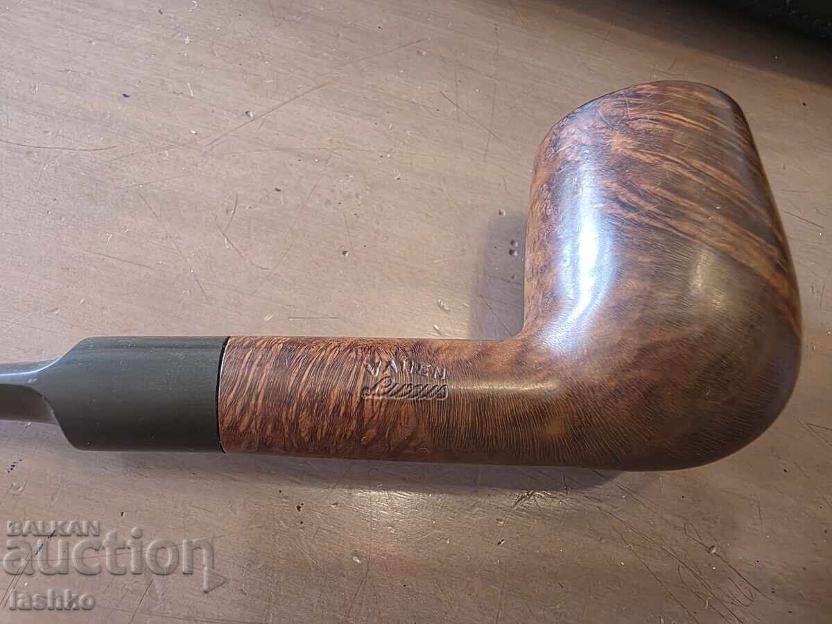 Auction Set of old pipes Auction Set of old pipes