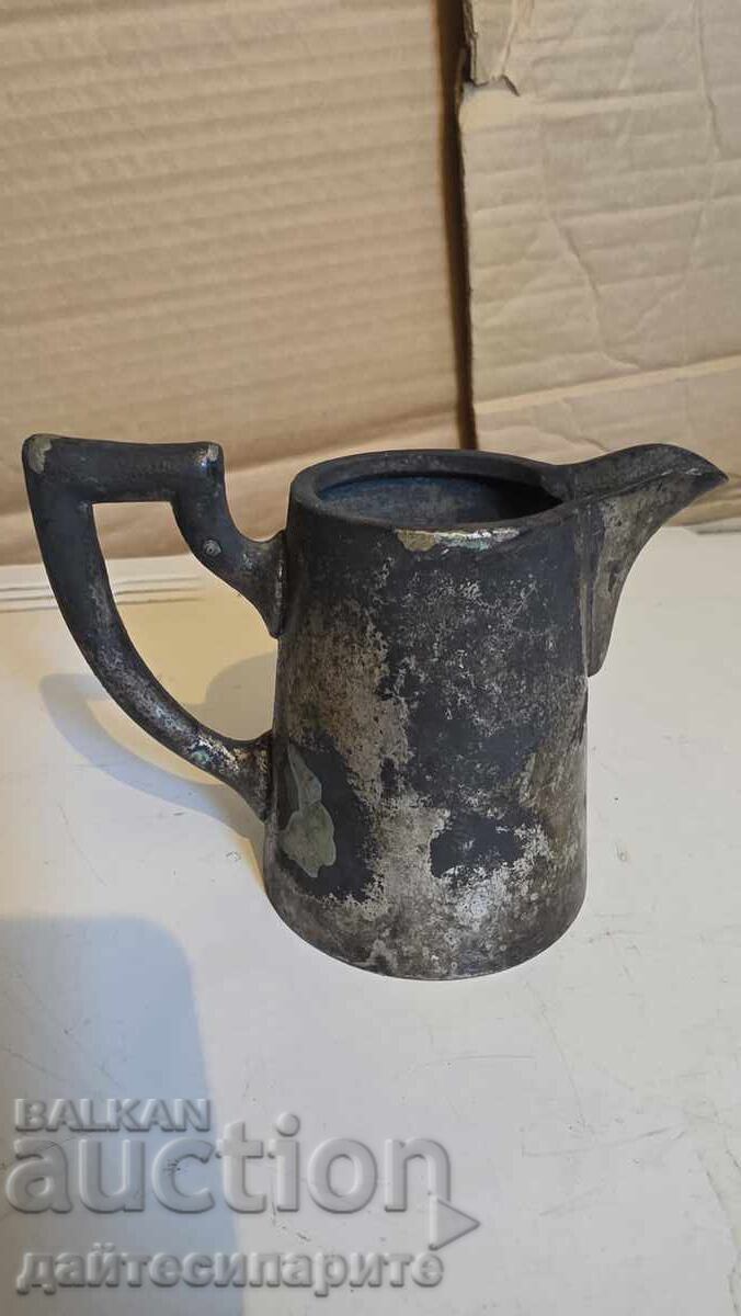 Παλιό πήλινο δοχείο με τιμή 30.00 BGN | € 15.34 Παλιό πήλινο δοχείο με τιμή 30.00 BGN | € 15.34