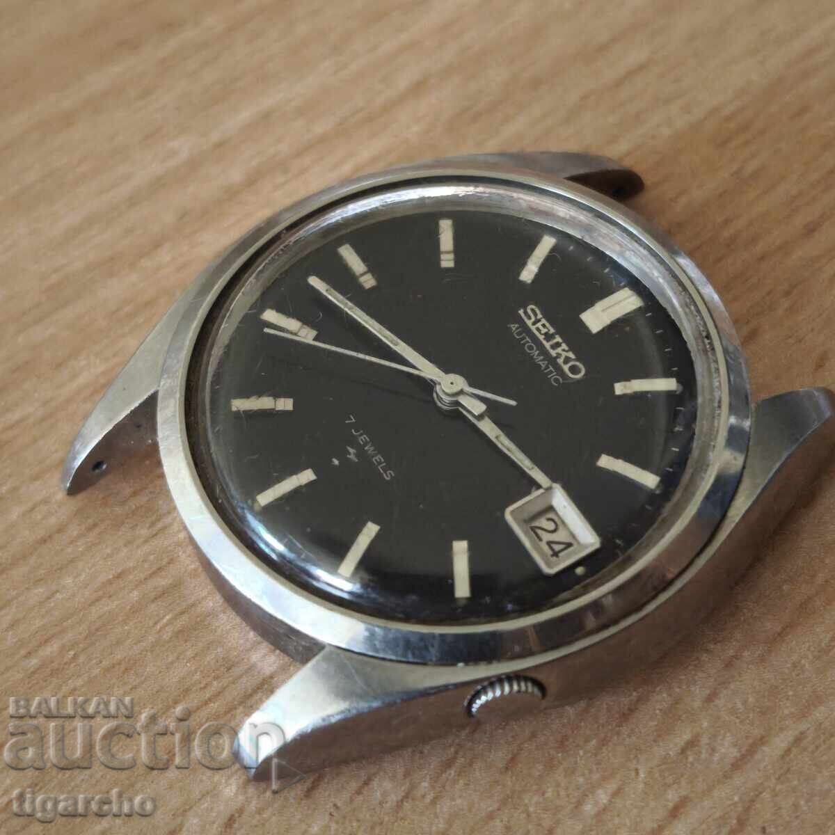 Delivery of SEIKO 5 watch