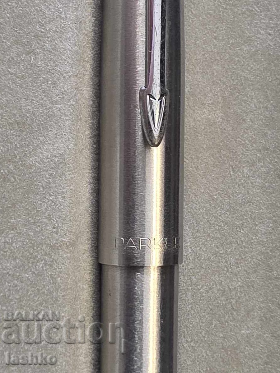 Stilou vintage PARKER cu preț 39.99 BGN | € 20.45 Stilou vintage PARKER cu preț 39.99 BGN | € 20.45