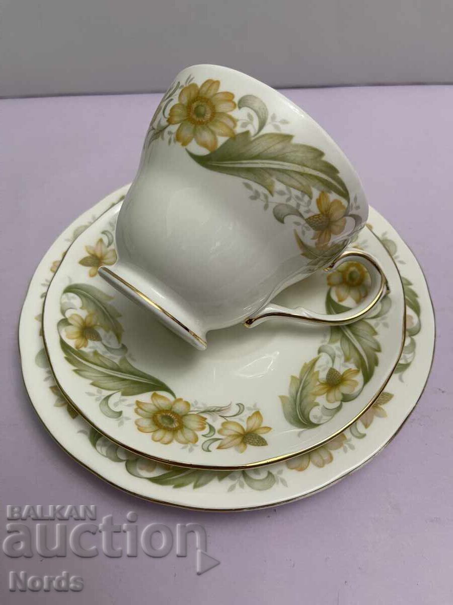 ΔΟΥΚΙΣΣΑ Αγγλικό σετ τριών τσαγιού με τιμή 15.00 BGN | € 7.67