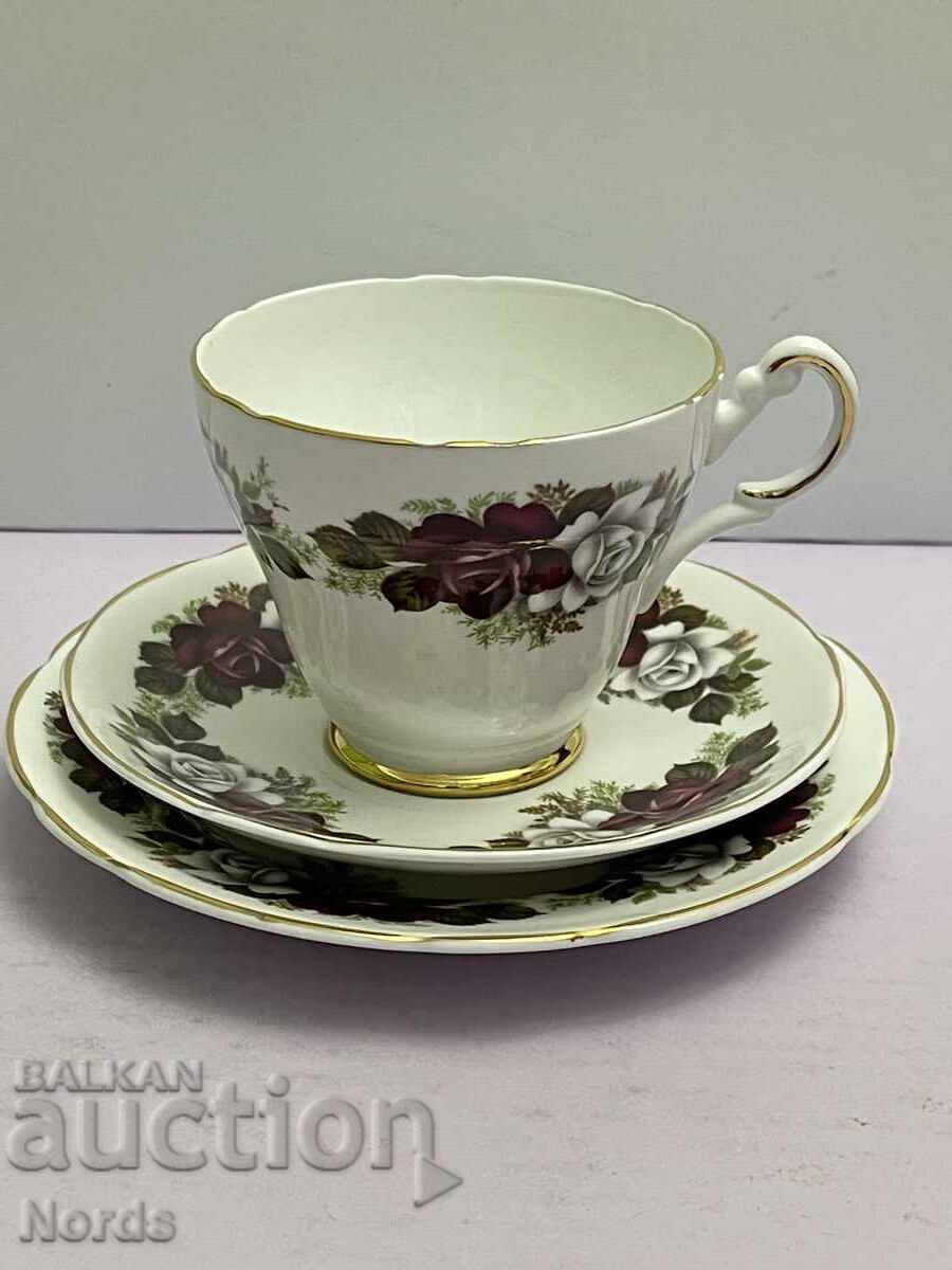 Английски троен сет за чай с цена 9.30 лв. | € 4.76 Английски троен сет за чай с цена 9.30 лв. | € 4.76