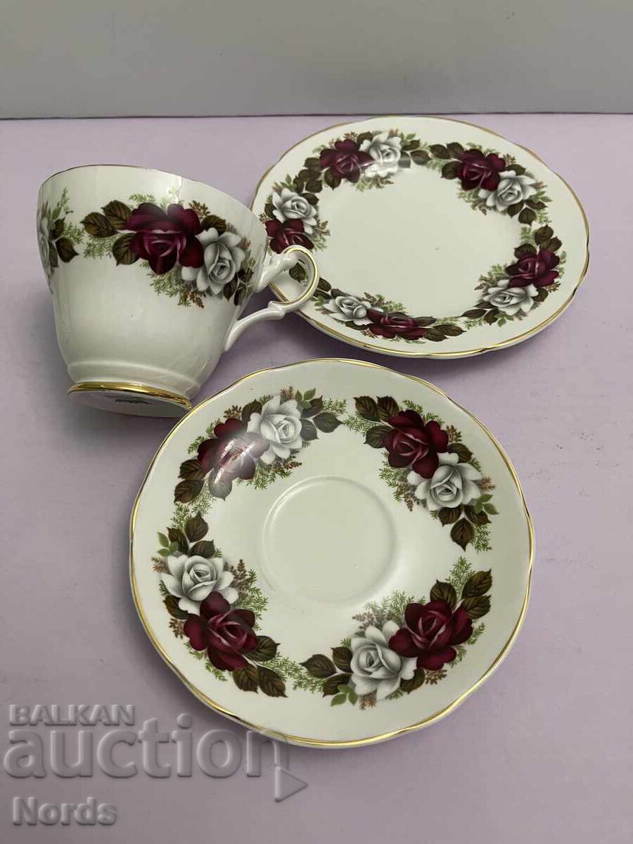 Доставка на Английски троен сет за чай Доставка на Английски троен сет за чай