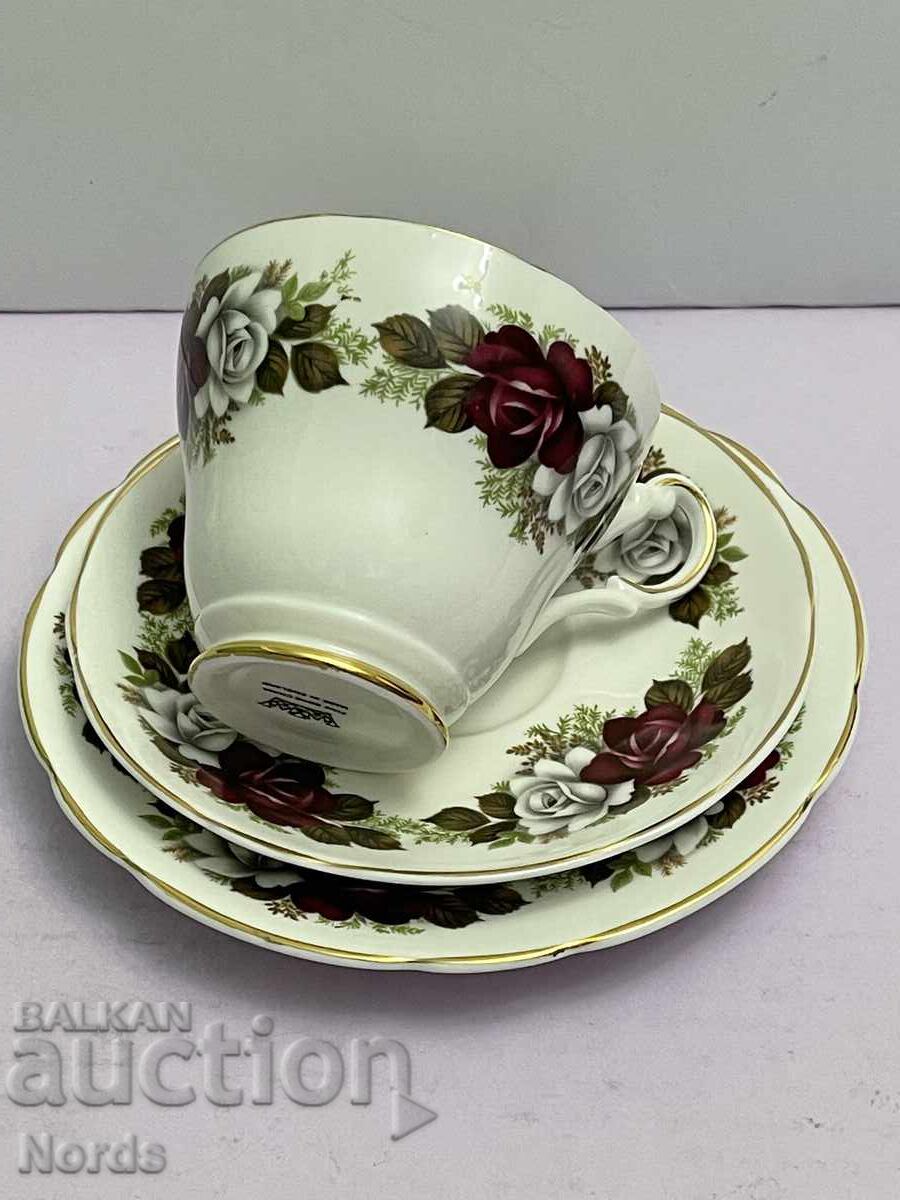 Английски троен сет за чай Английски троен сет за чай