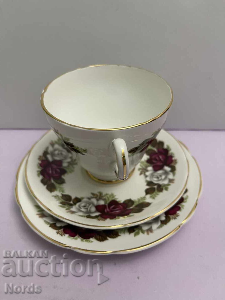 Licitație Set de ceai triplu englezesc Licitație Set de ceai triplu englezesc