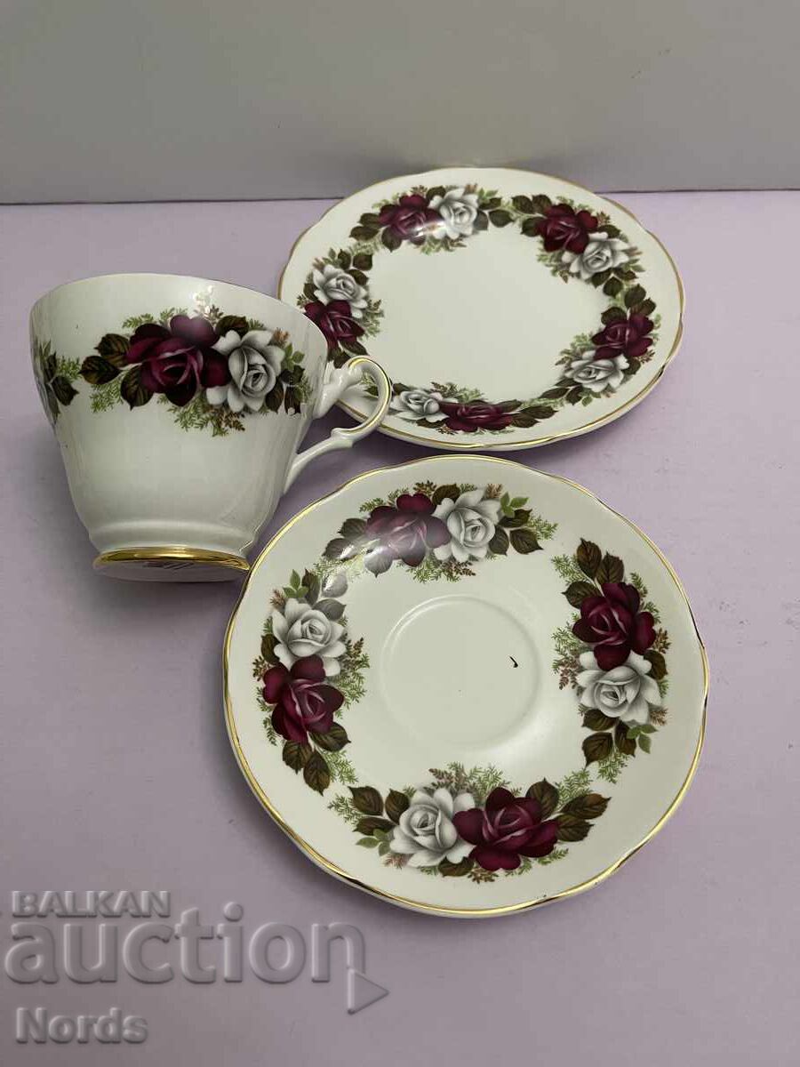 Livrarea Set de ceai triplu englezesc Livrarea Set de ceai triplu englezesc