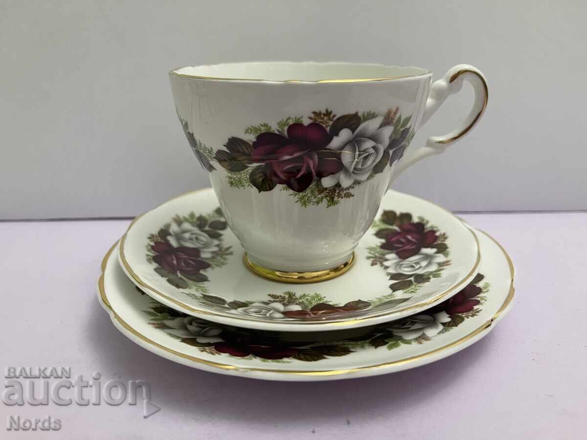 Set de ceai triplu englezesc Set de ceai triplu englezesc