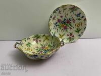 Αντίκα κούπα με δύο χερούλια και πιατάκι