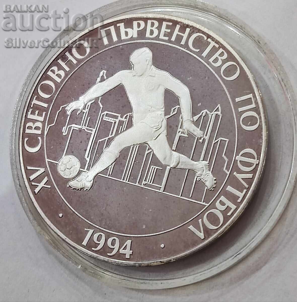 Auction 100 Leva Football Player 1993 Bulgaria Auction 100 Leva Football Player 1993 Bulgaria