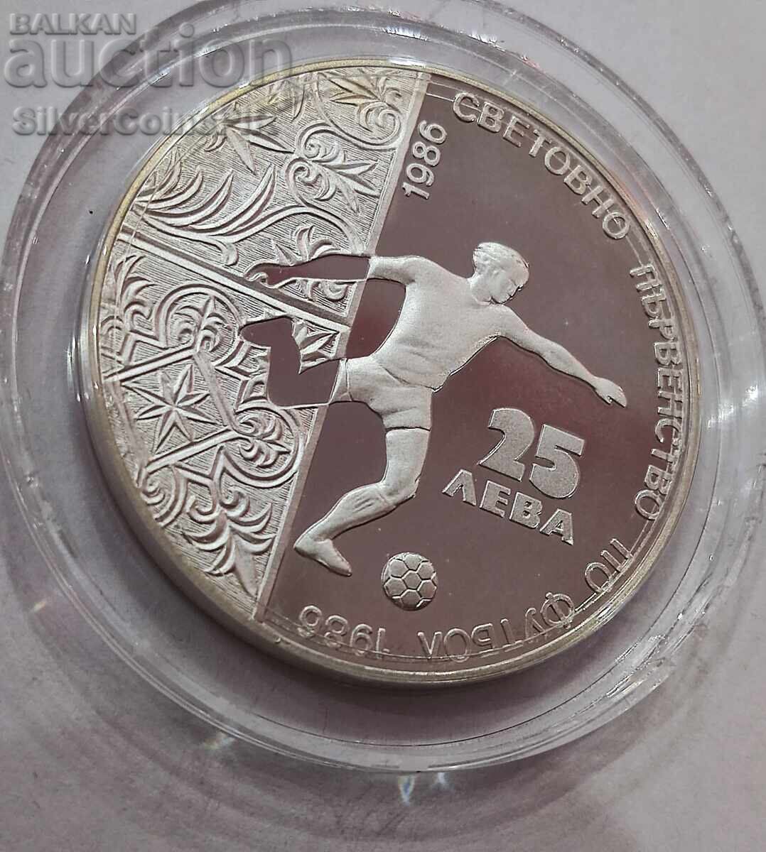 25 Leva Football Player 1986 Bulgaria with price 126.00 BGN | € 64.42 25 Leva Football Player 1986 Bulgaria with price 126.00 BGN | € 64.42