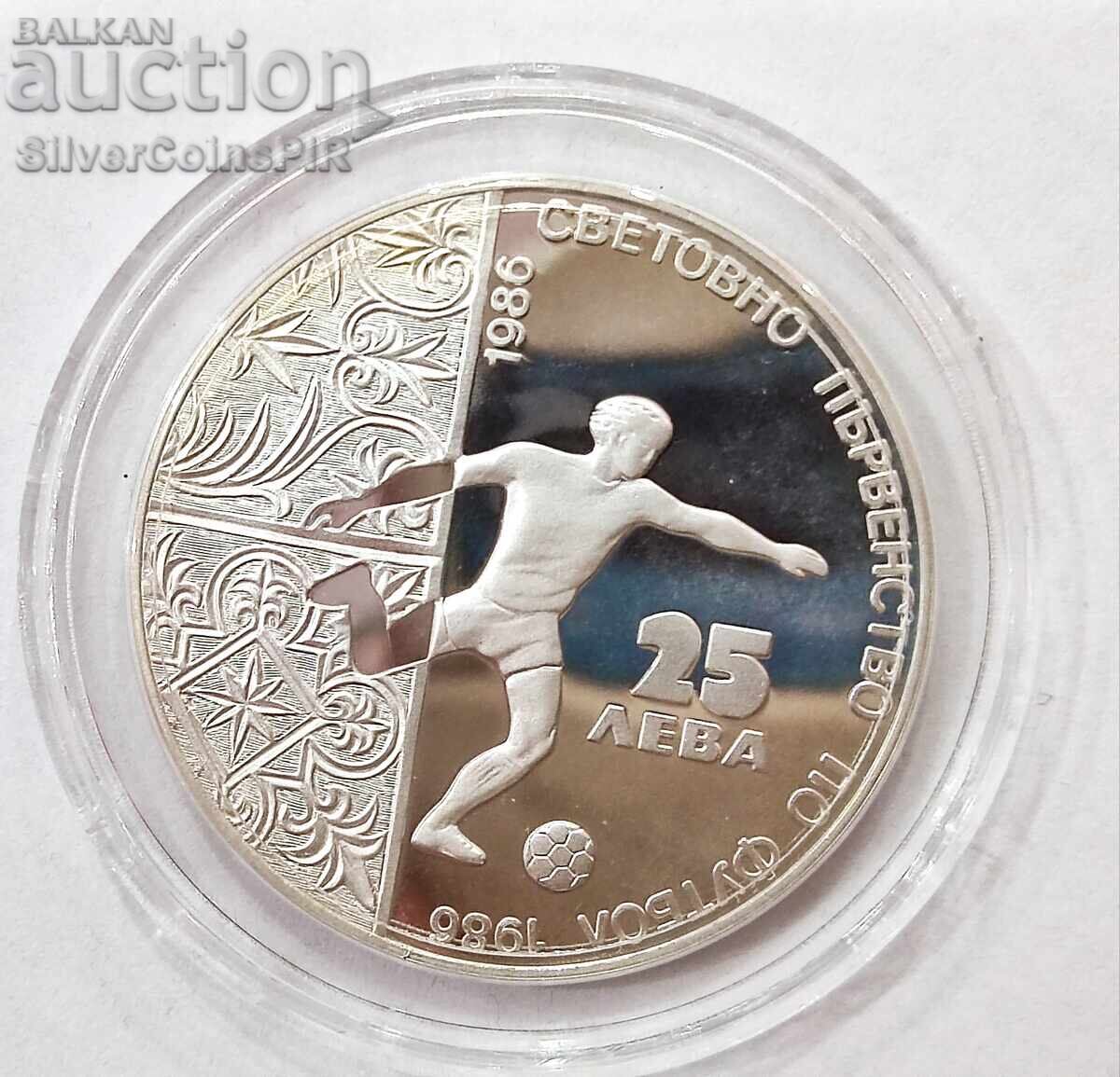 Delivery of 25 Leva Football Player 1986 Bulgaria Delivery of 25 Leva Football Player 1986 Bulgaria