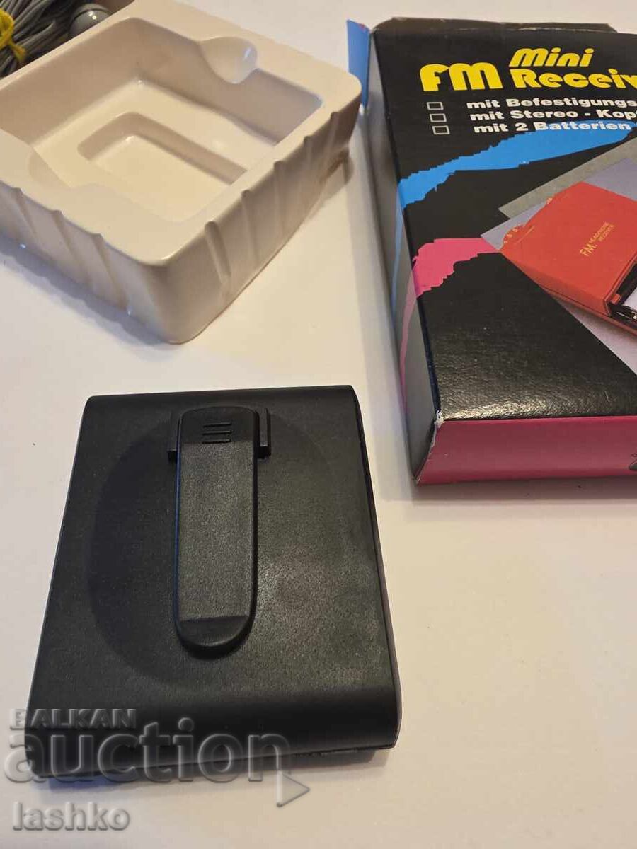 Доставка на Мини радио приемник