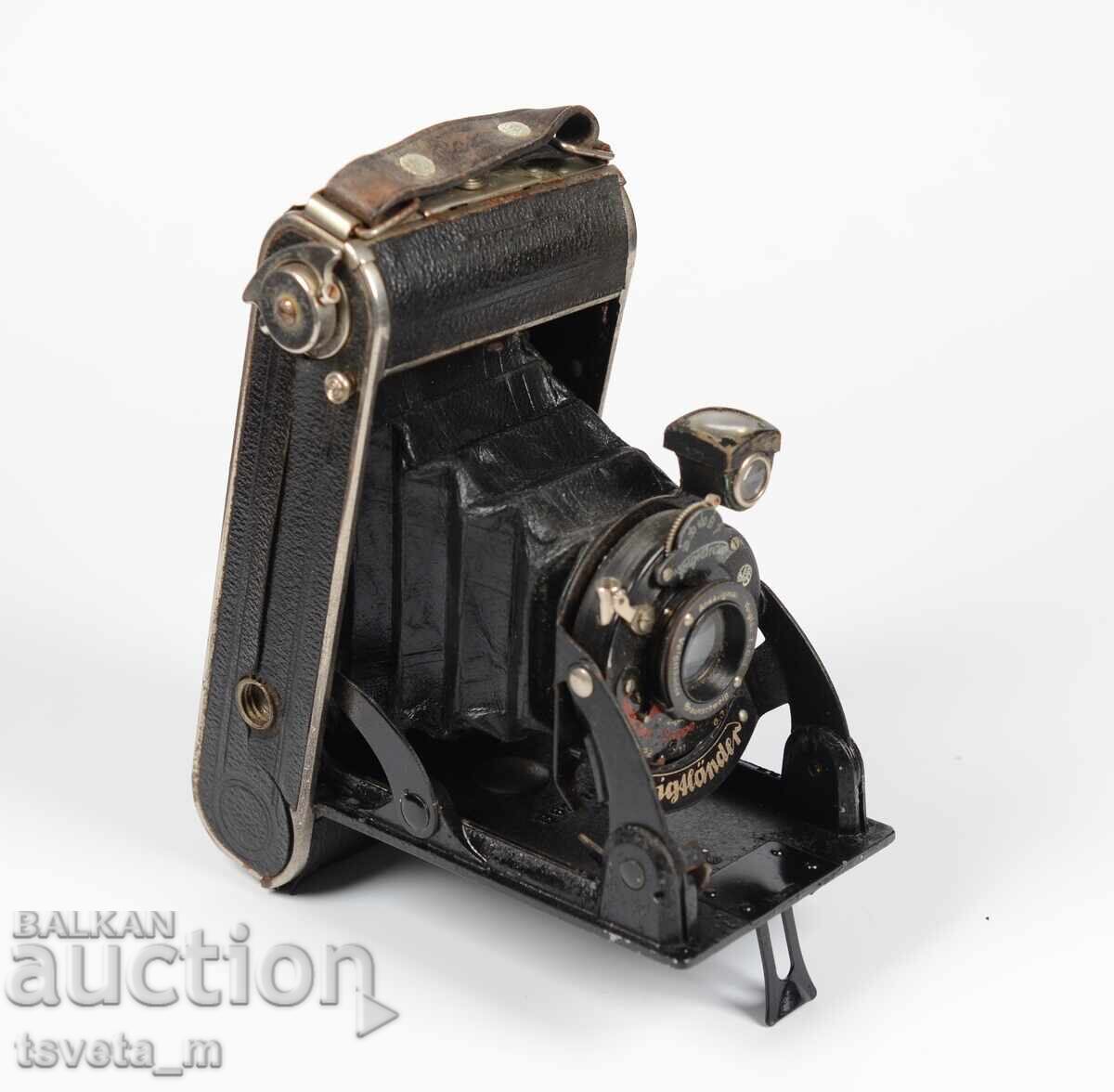 Φωτογραφική μηχανή Voigtländer Bessa