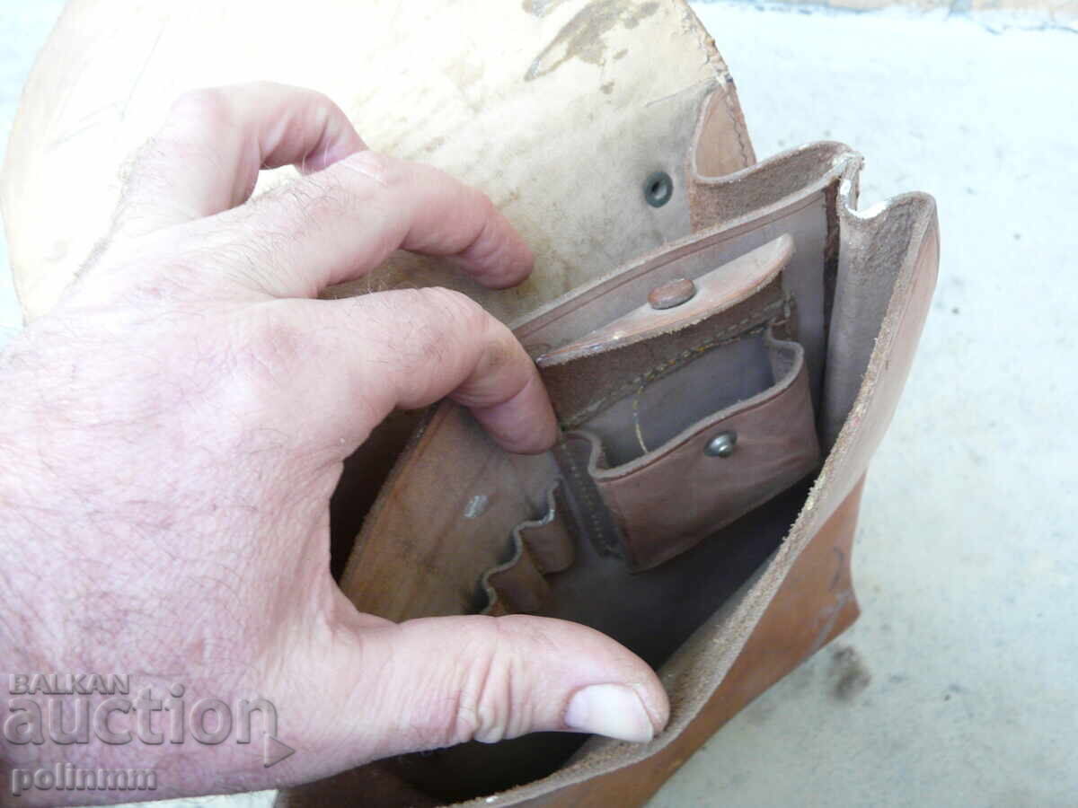 Commander's bag made of natural leather - 5