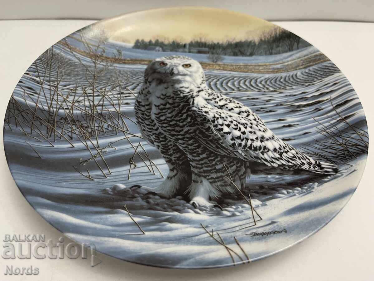 Farfurie de porțelan Knowles cu preț 16.90 BGN | € 8.64 Farfurie de porțelan Knowles cu preț 16.90 BGN | € 8.64