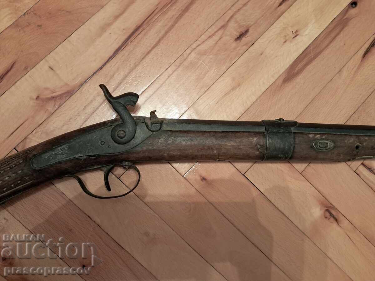 Доставка на cтара капсулна пушка едноцевна колекционерскa Доставка на cтара капсулна пушка едноцевна колекционерскa