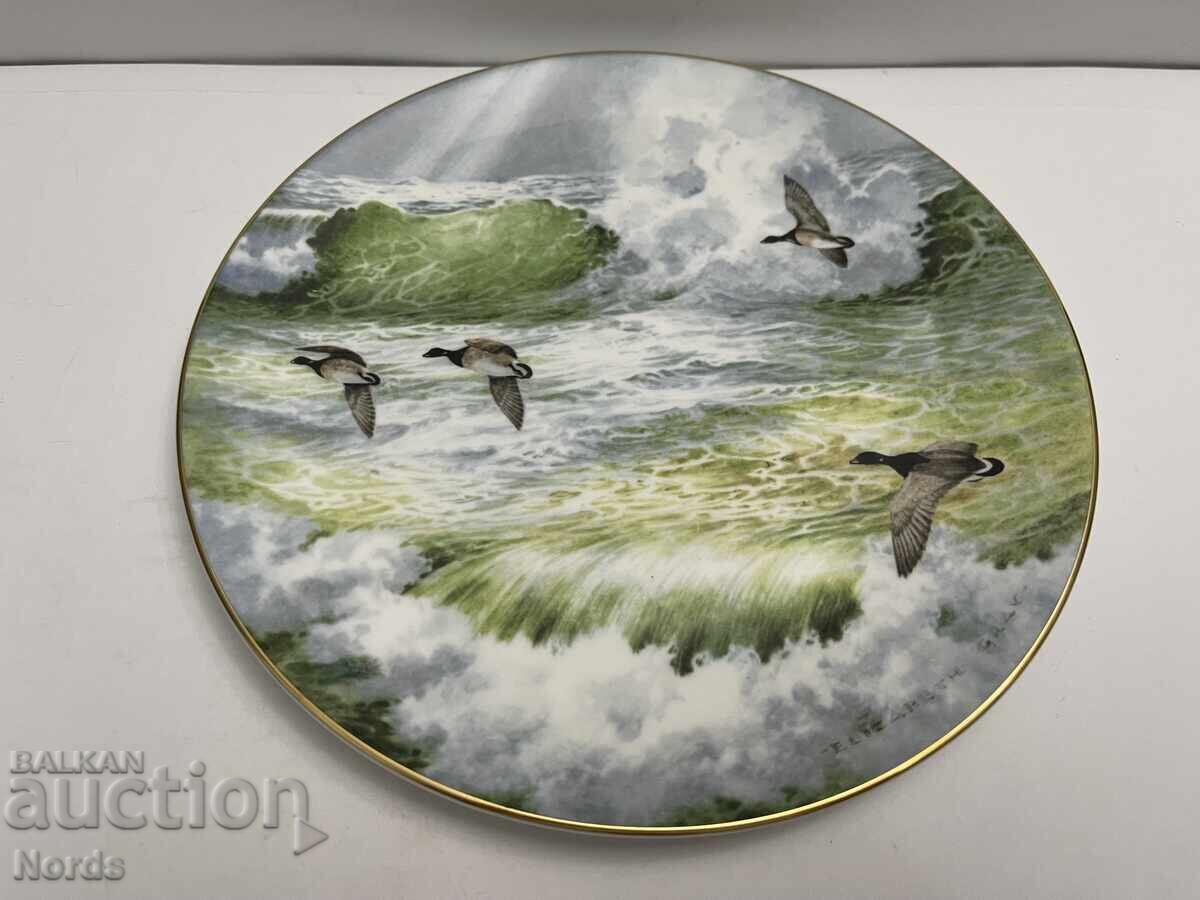 Порцеланова чиния Royal Doulton Порцеланова чиния Royal Doulton