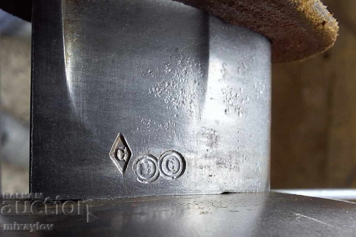 Παράδοση Γαλλικό πολεμικό σπαθί, Χιλή Παράδοση Γαλλικό πολεμικό σπαθί, Χιλή