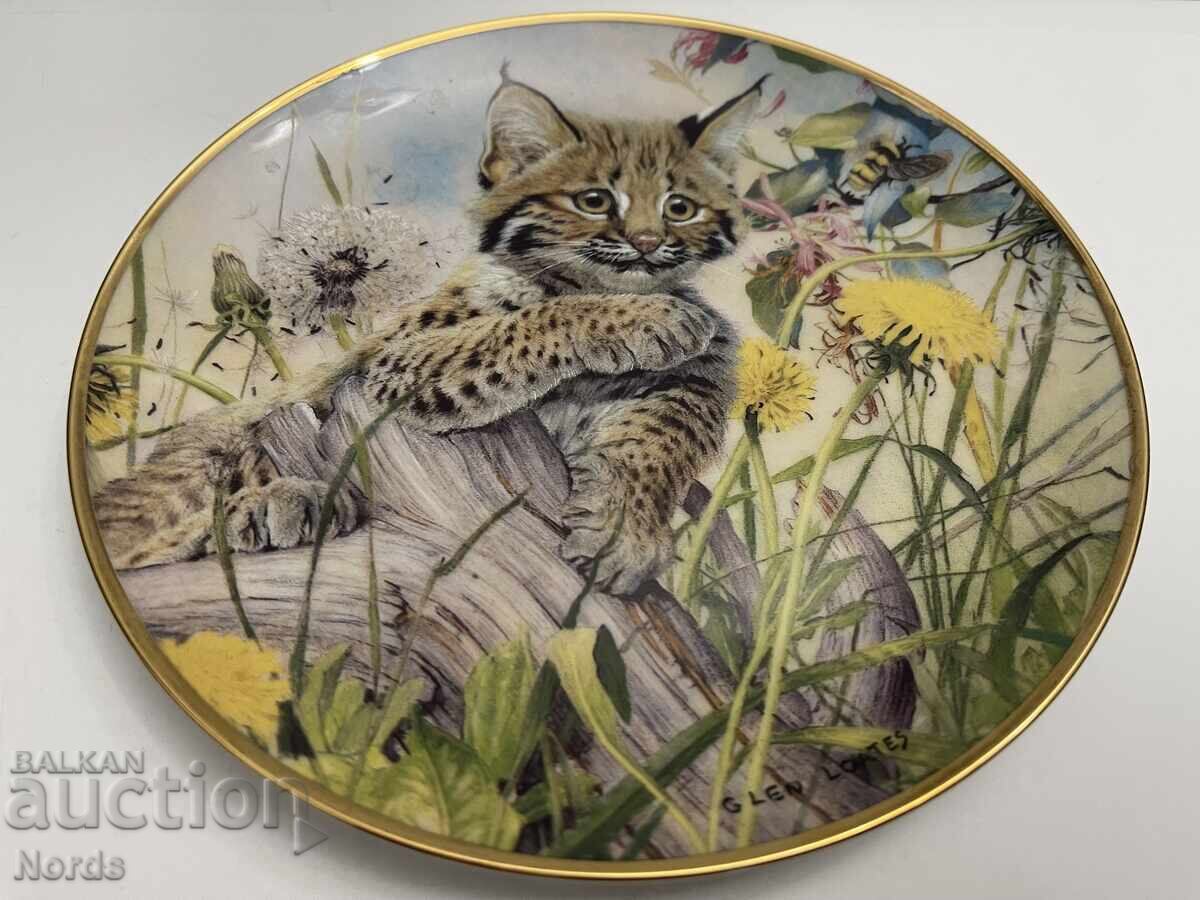 Ένα όμορφο πορσελάνινο πιάτο με τιμή 21.00 BGN | € 10.74 Ένα όμορφο πορσελάνινο πιάτο με τιμή 21.00 BGN | € 10.74