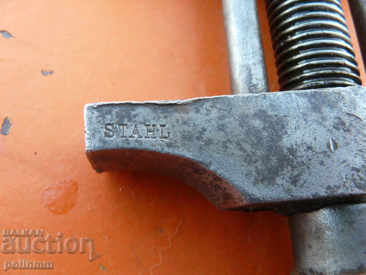 Стар винтов ключ - 12 с цена 30.00 лв. | € 15.34 Стар винтов ключ - 12 с цена 30.00 лв. | € 15.34