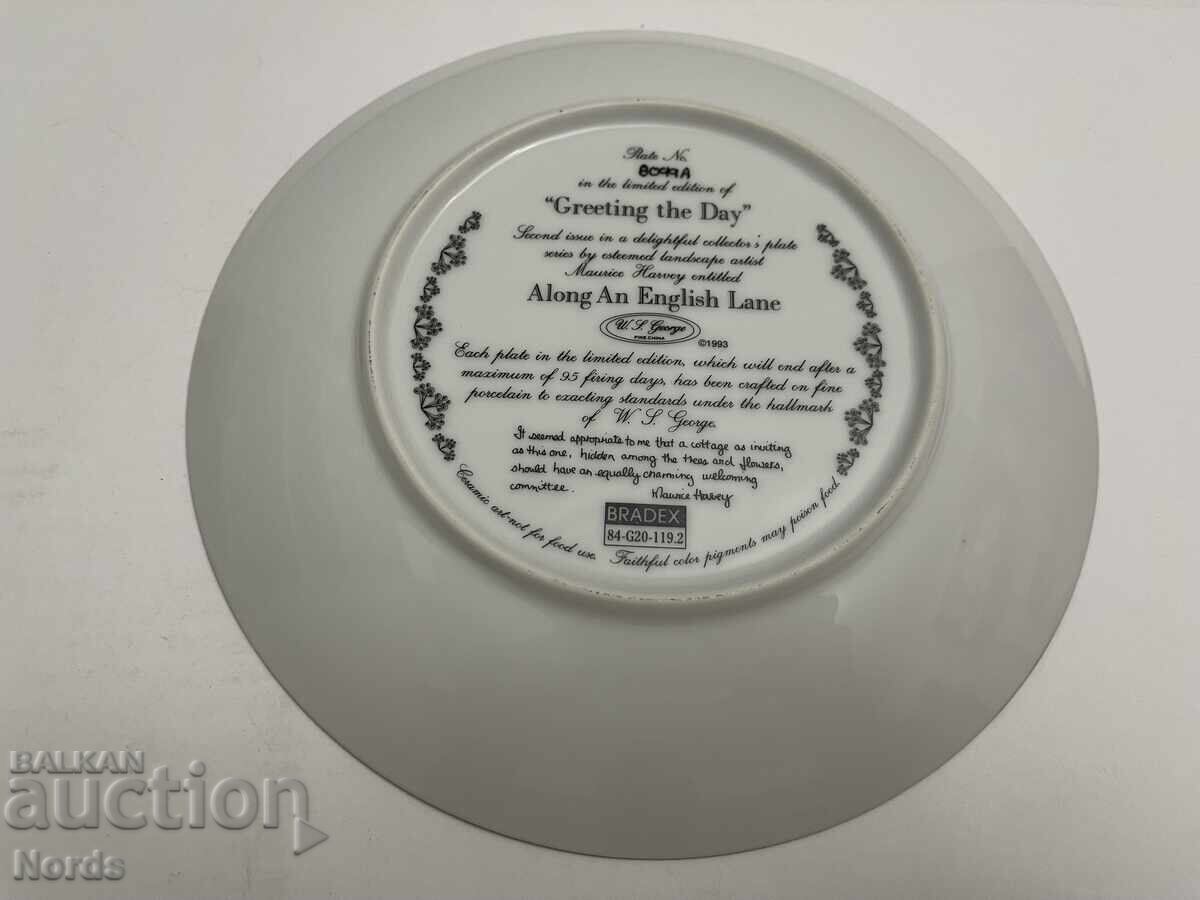 Licitație O farfurie frumoasa de portelan Licitație O farfurie frumoasa de portelan