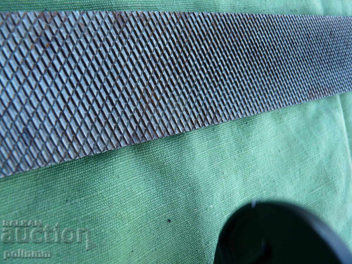 Доставка на Масивна раш пила F Dick Доставка на Масивна раш пила F Dick