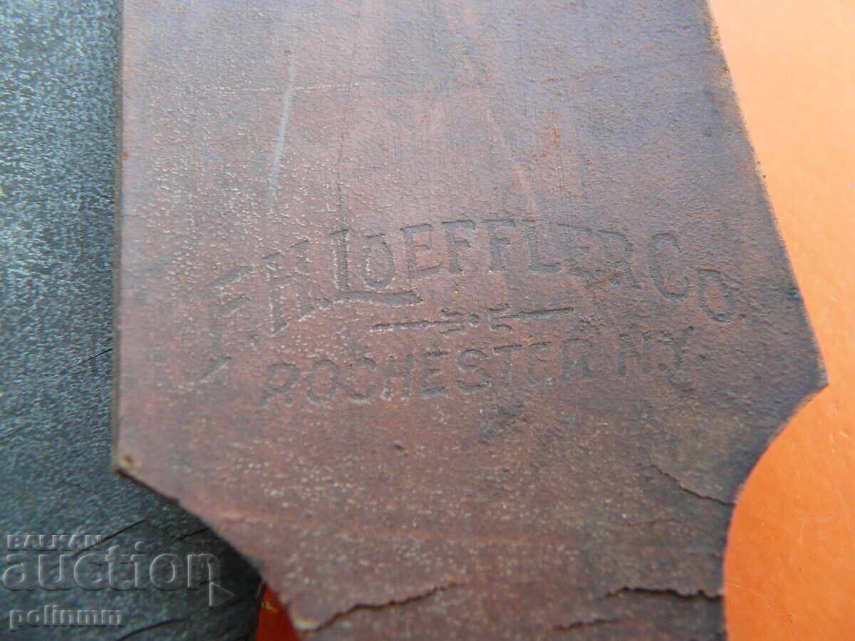 Παράδοση Μια παλιά ζώνη κουρέα Παράδοση Μια παλιά ζώνη κουρέα