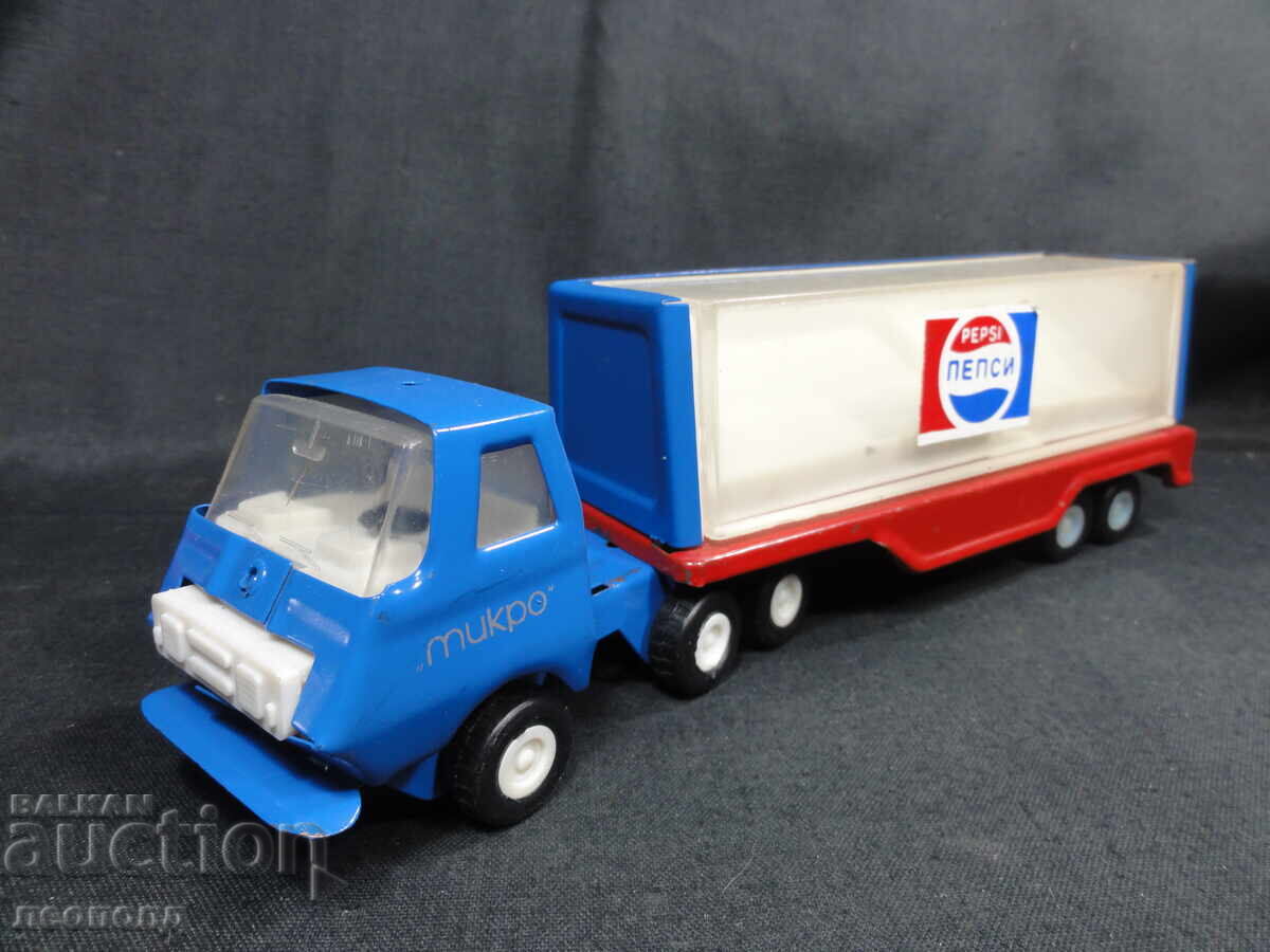 OLD RETRO SOCIALIST NRB METAL TOY TRUCK PEPSI PEPSI